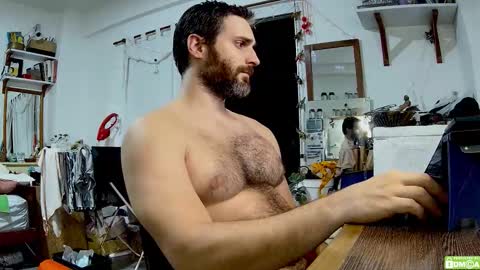 Osito Blanco online show from February 17, 2026, 6:10 am