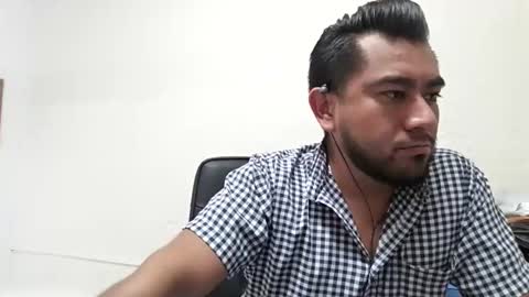 Snapshot of oskregal chatting on May 11, 2026, 4:48 pm oskregal online show from May 11, 2026, 4:48 pm