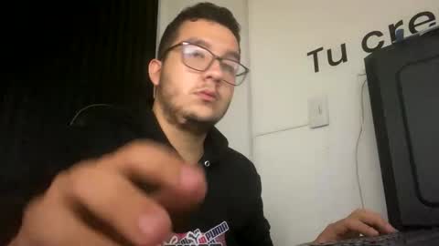 Snapshot of osomalicioso chatting on October 1, 2025, 7:58 am juan online show from October 1, 2025, 7:58 am