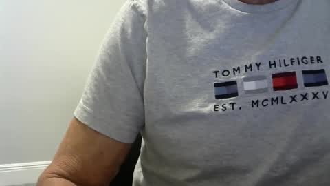 Ossi online show from September 15, 2025, 2:33 am