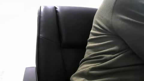 Ossi online show from February 26, 2026, 2:21 am