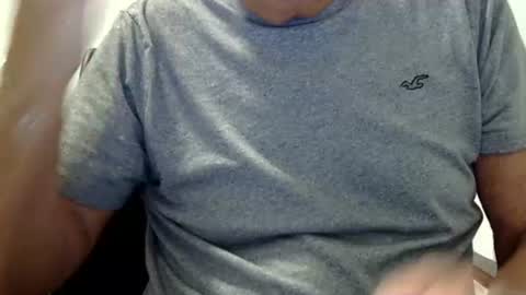 Ossi online show from June 1, 2026, 2:02 am