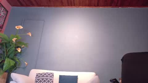 Snapshot of ostbot chatting on July 18, 2026, 1:43 am ostman online show from July 18, 2026, 1:43 am