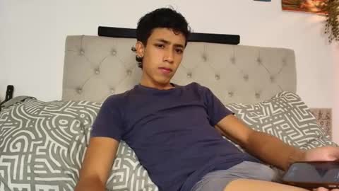 Snapshot of ostin_18hot chatting on July 15, 2026, 2:50 am ostin 18hot online show from July 15, 2026, 2:50 am