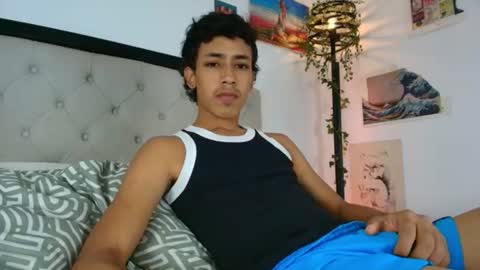 Snapshot of ostin_18hot chatting on July 27, 2026, 2:40 am ostin 18hot online show from July 27, 2026, 2:40 am