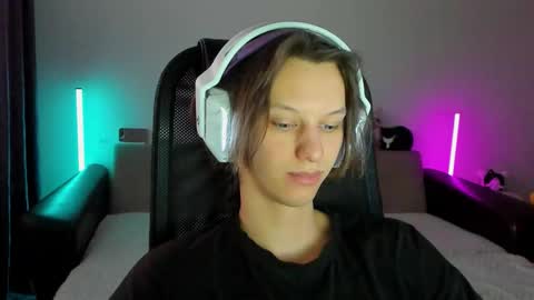 Ostin online show from February 15, 2026, 11:41 am