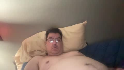 otter916 online show from November 16, 2025, 6:41 am