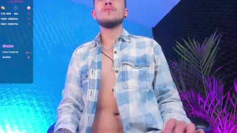 Snapshot of otter_wet chatting on May 1, 2026, 8:19 am otter_wet online show from May 1, 2026, 8:19 am