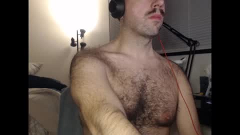 Snapshot of otterpussy chatting on January 3, 2025, 6:44 am OtterPussy online show from January 3, 2025, 6:44 am