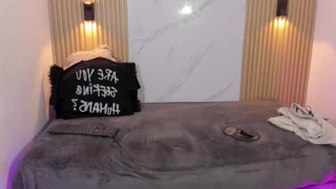 Otto Andrew online show from February 19, 2026, 11:34 pm