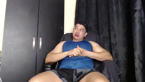 otto_stud online show from October 23, 2025, 4:01 am