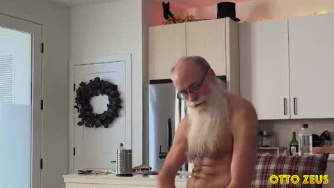 Otto Zeus online show from November 7, 2025, 9:26 pm