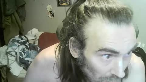 ouinnybis195625 online show from December 19, 2025, 6:20 am