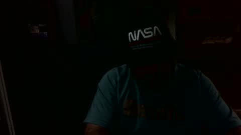 Snapshot of ouiostie chatting on January 6, 2025, 12:13 pm Vraiment la online show from January 6, 2025, 12:13 pm