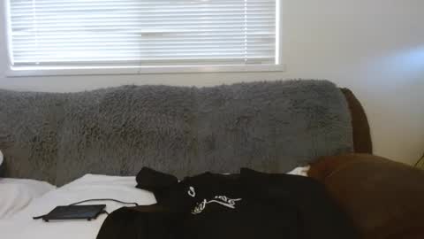 Tyler  Haighlee Dallas online show from November 16, 2025, 7:52 pm