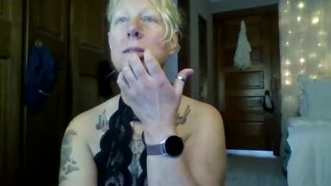 JJ online show from March 26, 2026, 4:01 pm