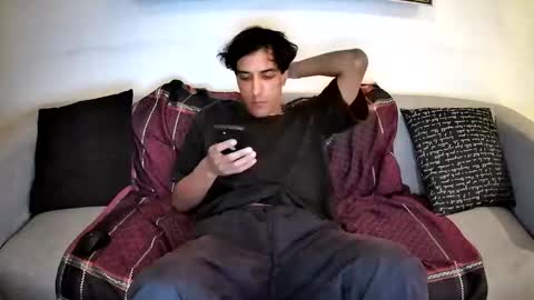 Snapshot of outtamatik chatting on December 30, 2024, 3:47 am G online show from December 30, 2024, 3:47 am