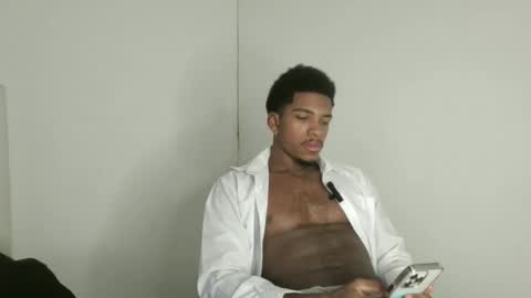 Owen online show from December 22, 2025, 10:18 pm