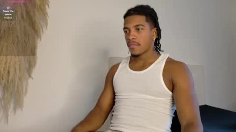 Snapshot of owen_222 chatting on May 8, 2026, 10:37 pm Owen online show from May 8, 2026, 10:37 pm