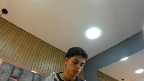 Owen Johnson online show from April 19, 2026, 11:42 am