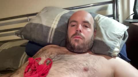 Owen2022 online show from November 19, 2025, 7:19 am