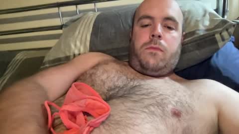 Owen2022 online show from April 11, 2026, 6:29 am