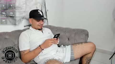 O W E N - S T O N E online show from October 23, 2025, 4:23 am