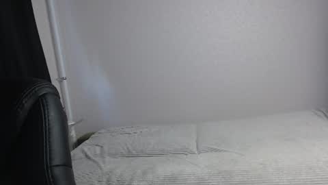 Snapshot of oxyandy69 chatting on June 15, 2026, 5:09 am The Best Expirience online show from June 15, 2026, 5:09 am