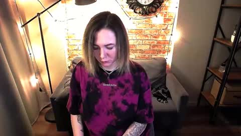 Snapshot of ozalin_green chatting on October 15, 2025, 5:51 am ozalin_green online show from October 15, 2025, 5:51 am