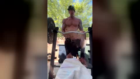 ozzie322516 online show from March 28, 2026, 9:14 pm