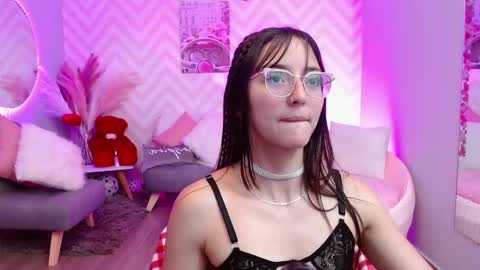 ozzy online show from February 7, 2025, 3:01 am