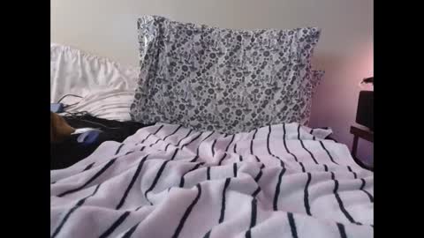 p guin12345 online show from March 5, 2025, 2:56 pm