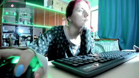 Ella online show from January 24, 2025, 1:25 pm