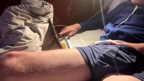 pablo19692017 online show from January 3, 2025, 12:22 am