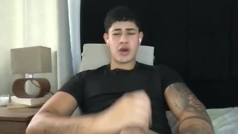 Javi    online show from February 21, 2025, 9:43 pm