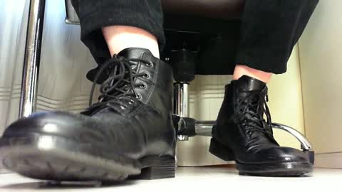 Snapshot of pablomenesssl chatting on January 27, 2025, 4:01 pm Pablo Meness online show from January 27, 2025, 4:01 pm