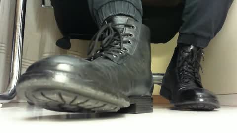 Snapshot of pablomenesssl chatting on February 5, 2025, 8:57 pm Pablo Meness online show from February 5, 2025, 8:57 pm