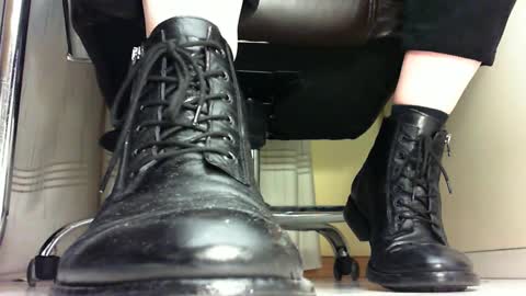 Snapshot of pablomenesssl chatting on February 18, 2025, 11:19 pm Pablo Meness online show from February 18, 2025, 11:19 pm