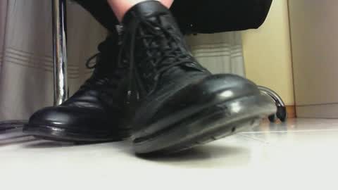 Snapshot of pablomenesssl chatting on March 1, 2025, 7:26 pm Pablo Meness online show from March 1, 2025, 7:26 pm