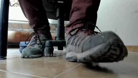 Snapshot of pablomenesssl chatting on February 17, 2026, 8:44 am Pablo Meness online show from February 17, 2026, 8:44 am