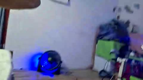 pablouyu online show from February 7, 2025, 5:52 am