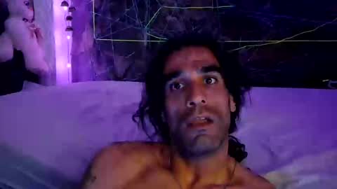 pablouyu online show from February 17, 2025, 9:19 pm