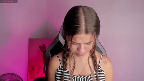 Paige online show from June 10, 2026, 2:34 am