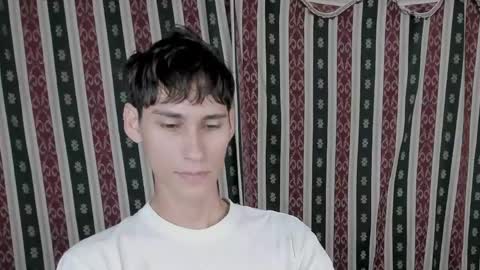 Alexander Grigori online show from April 15, 2026, 9:15 pm