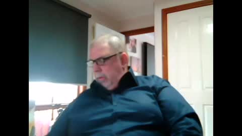 Snapshot of painboi00001 chatting on April 30, 2026, 1:23 am painboi00001 online show from April 30, 2026, 1:23 am