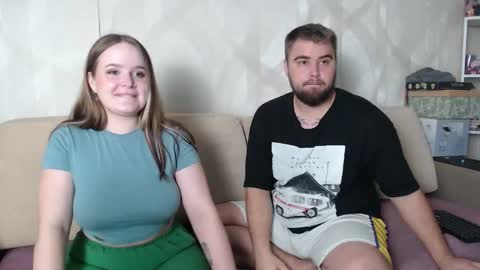 Lizzi  Igor online show from October 5, 2025, 2:43 am