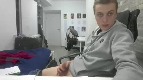 pere online show from February 1, 2026, 12:04 pm