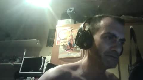 pakkoxxl07 online show from December 2, 2025, 5:02 am