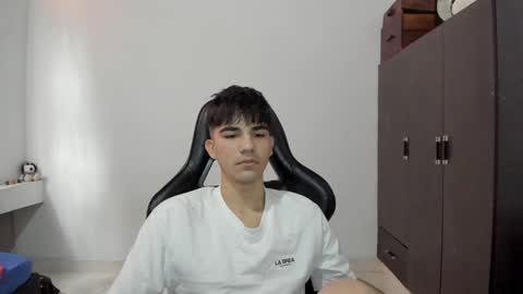 Snapshot of pakun_ chatting on December 23, 2024, 3:12 pm pakun_ online show from December 23, 2024, 3:12 pm