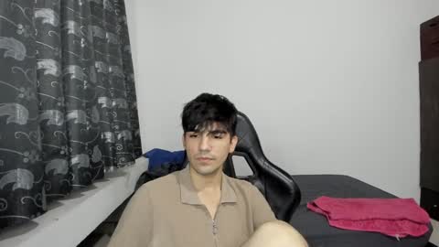 Snapshot of pakun_ chatting on January 26, 2025, 1:20 am pakun_ online show from January 26, 2025, 1:20 am